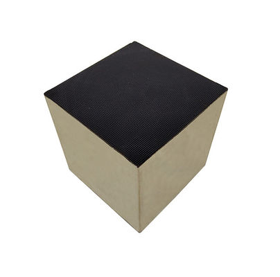 주문 자동차 디젤 엔진 질소 산화물 방출 제어를 위한 구리 cu 제올라이트 Scr 촉매제 온라인 제조