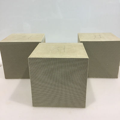 주문 목제 노 표준 테일 가스 촉매제 OC 촉매제 46 CPSI 온라인 제조