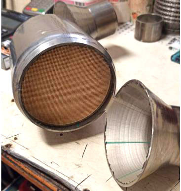 주문 300 CPI 삼원 촉매 | 자동차 배기 가스 정화 시스템 | EURO 6 기준 충족 온라인 제조